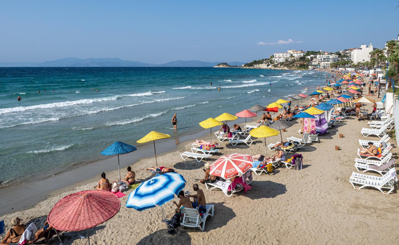 Foto af Kusadasi Ladies beach med lys fint sand overflade