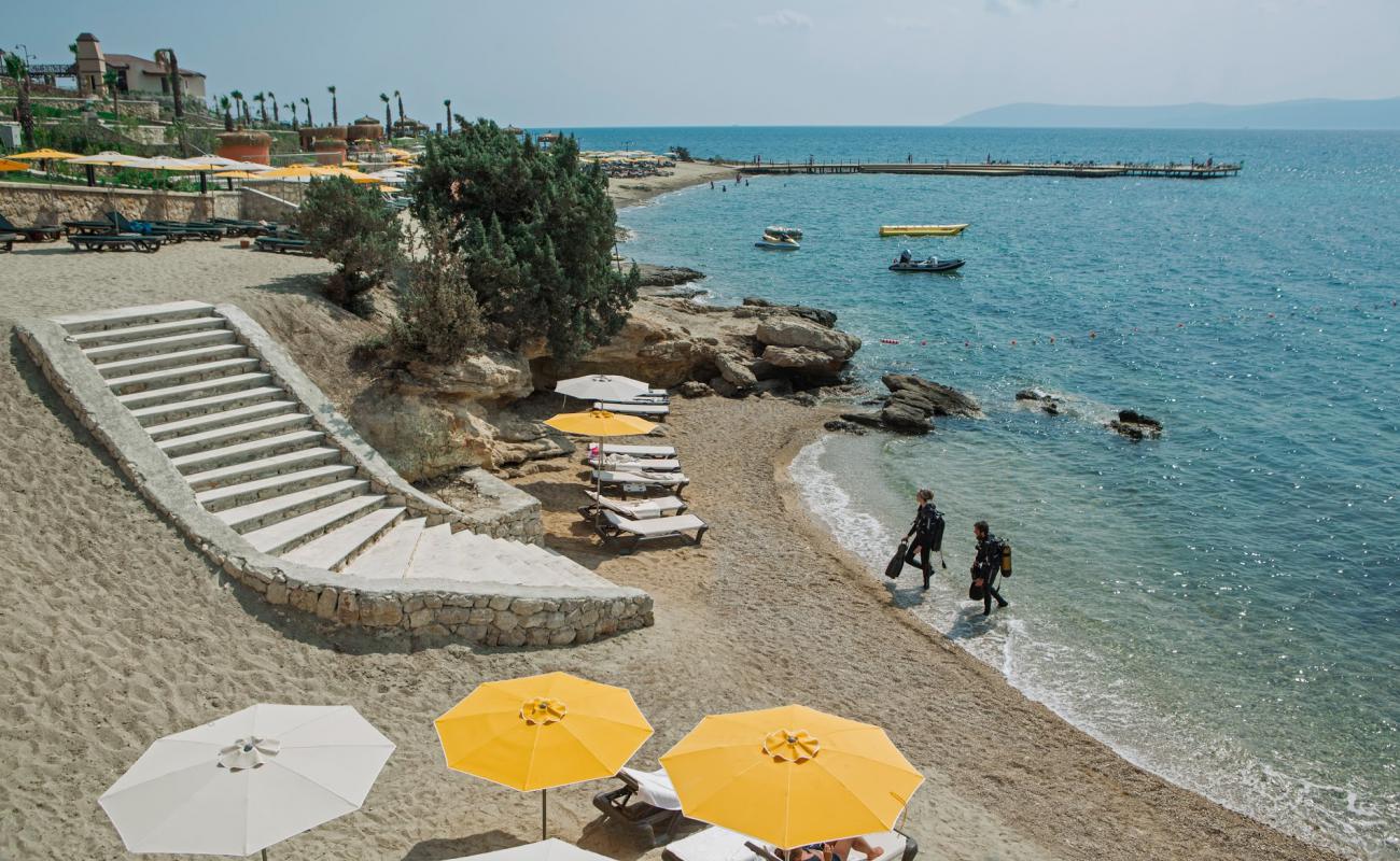 Foto af Mukka Beach II med lyst sand & sten overflade