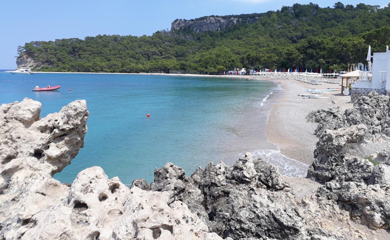 Foto af Club Med Kemer med sort sand og småsten overflade