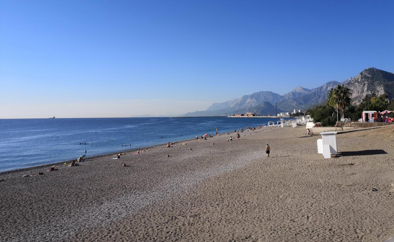 Foto af Baki Beach med let fin sten overflade