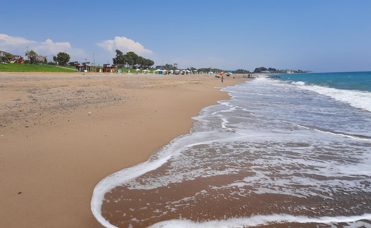 Foto af Kizilot Public beach med brunt sand overflade