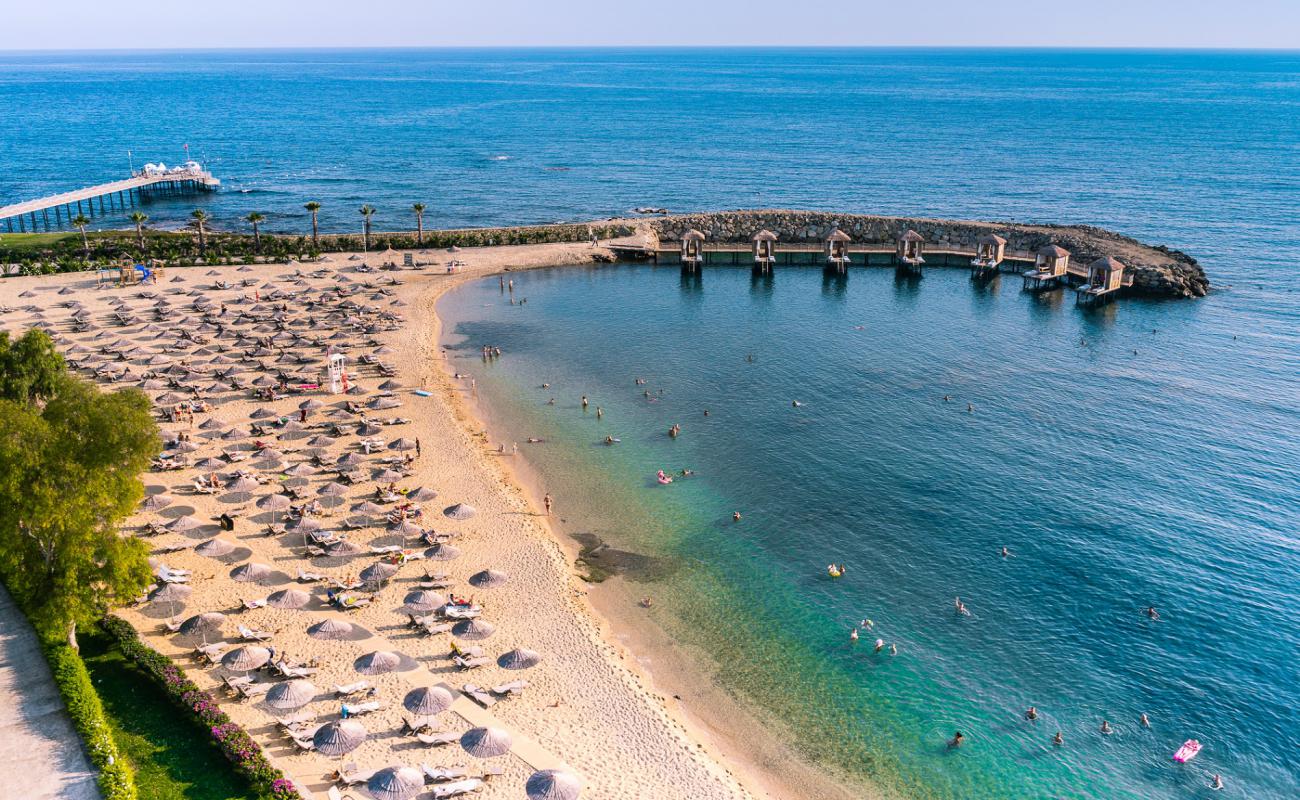 Foto af Avsallar beach med brunt sand overflade