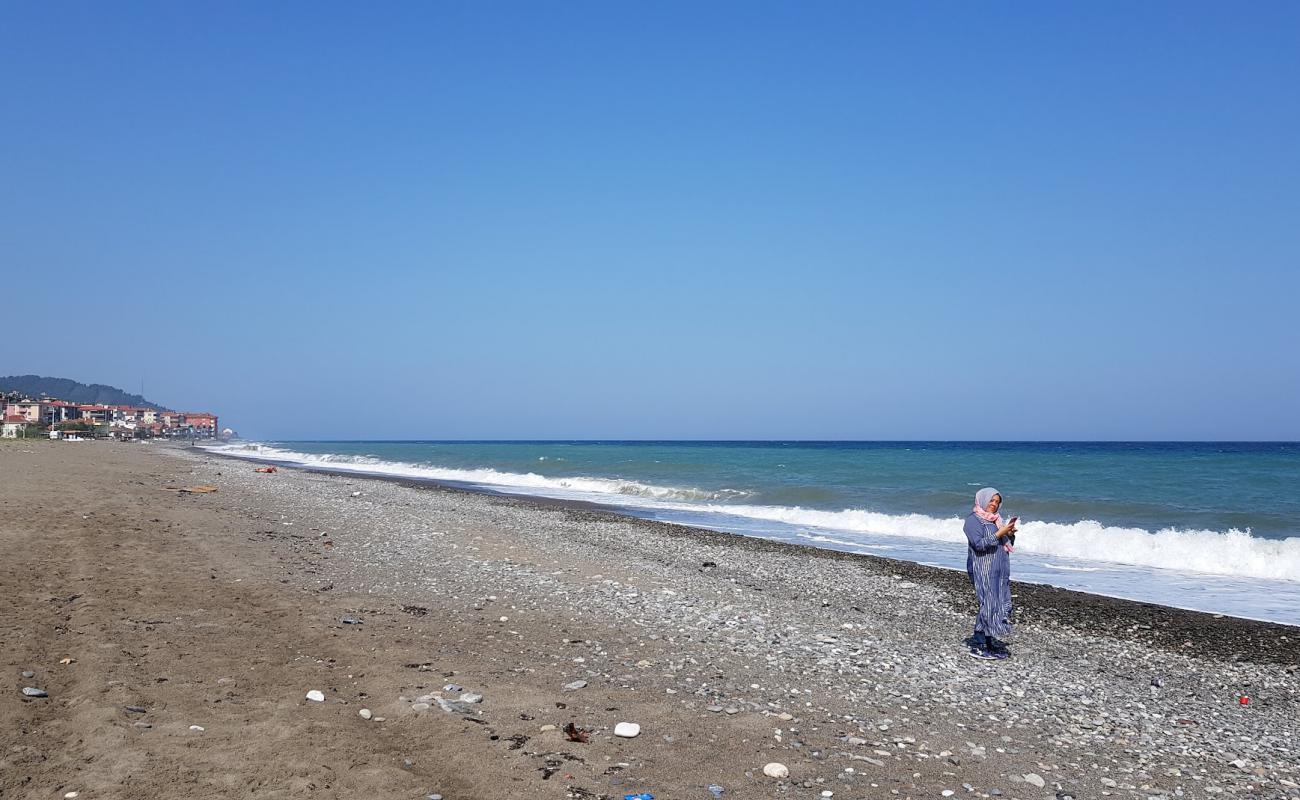 Foto af Cocuk Bahces Beach med let sand og småsten overflade