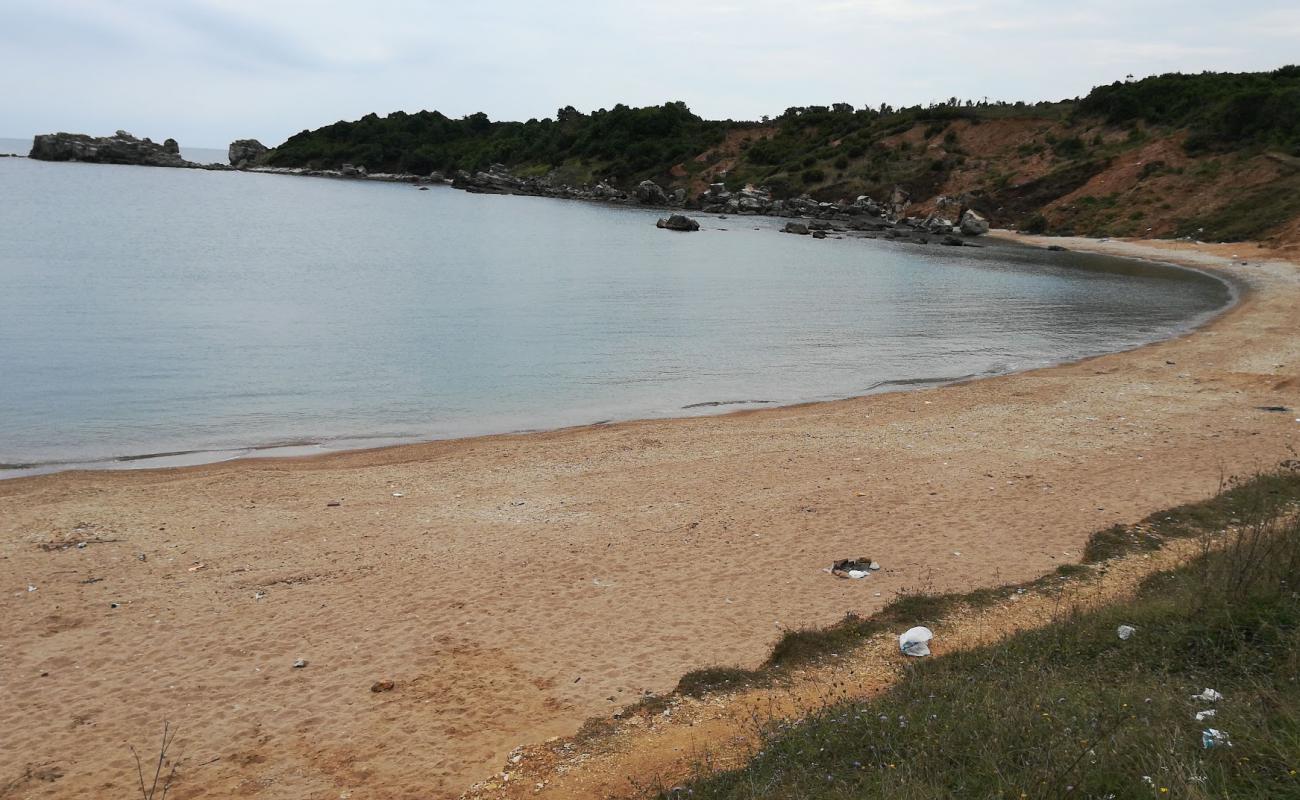 Foto af Kanilcak Koyu med let sand og småsten overflade