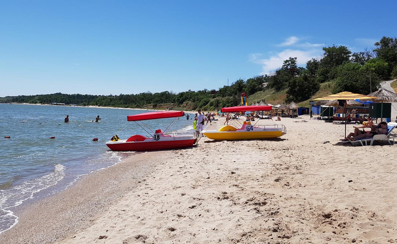 Foto af Plyazh Yur'yevka II med lys sand overflade