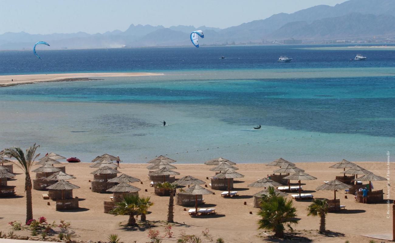 Foto af Stranden på Sheraton Soma Bay Resort med lys sand overflade