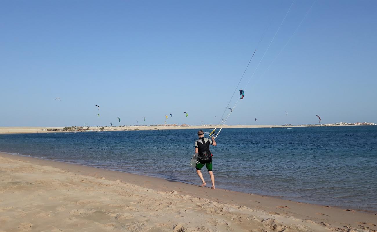 Foto af Mesca Beach med lys sand overflade