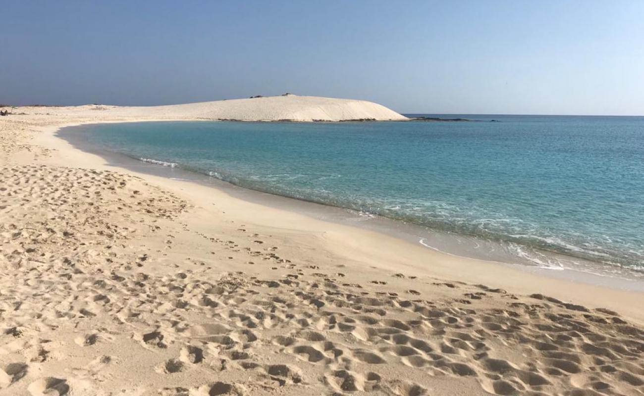 Foto af Lagouna Beach - Marsa Matrouh med hvidt fint sand overflade