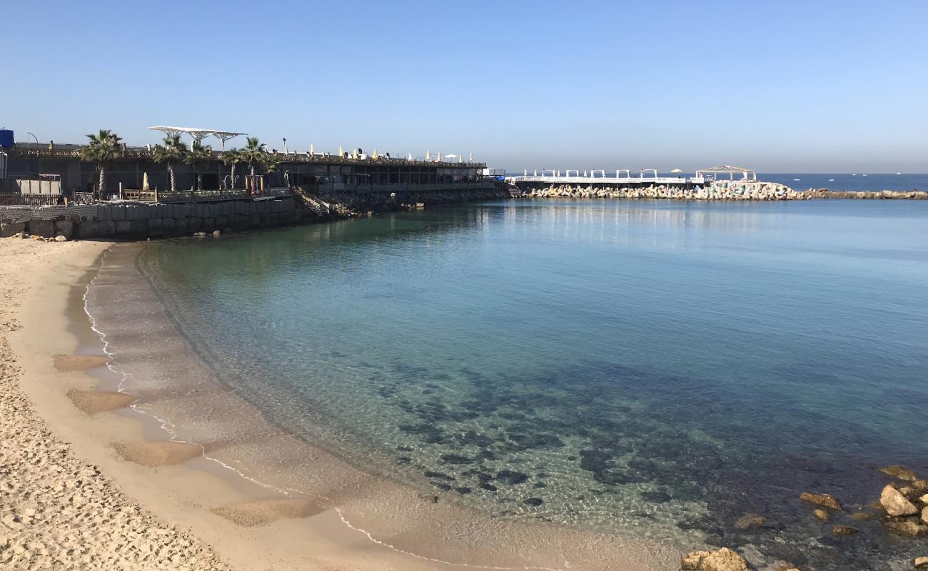 Foto af Teachers' Beach med lys sand overflade