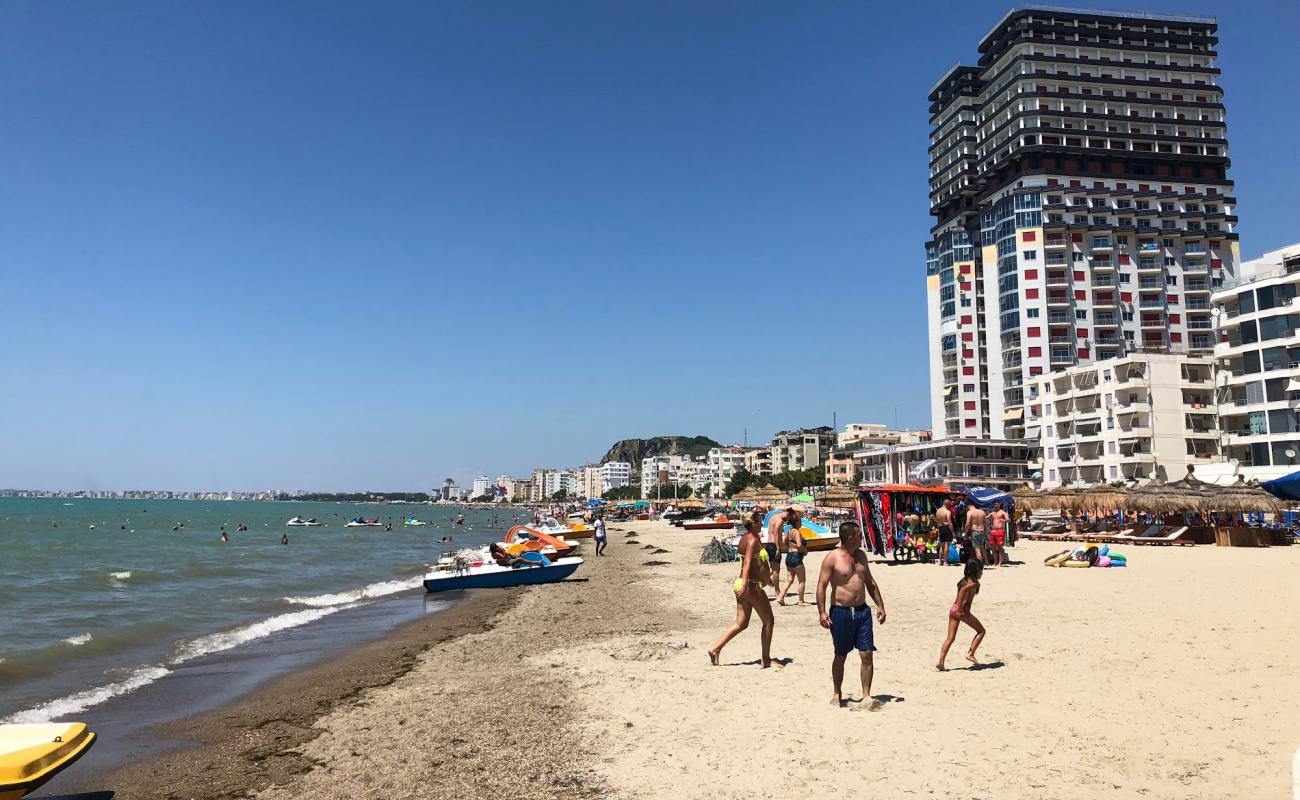 Foto af Durres IV beach med lys fint sand overflade