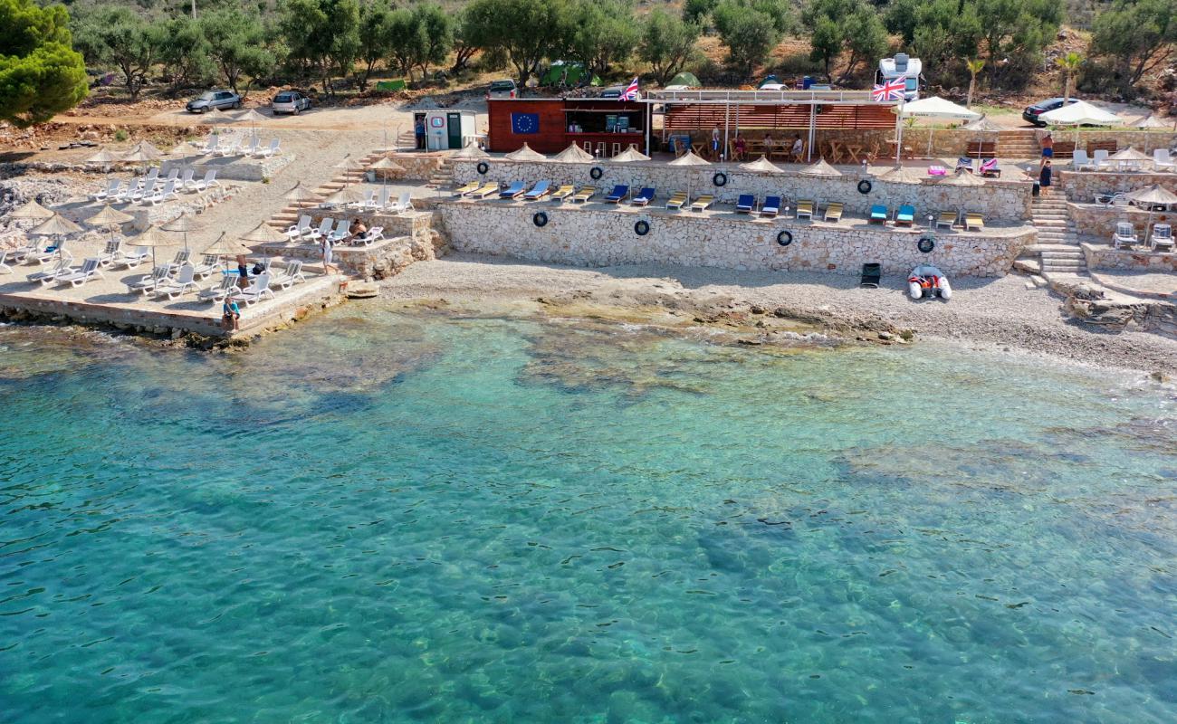 Foto af Neasden Lane beach med let sten overflade