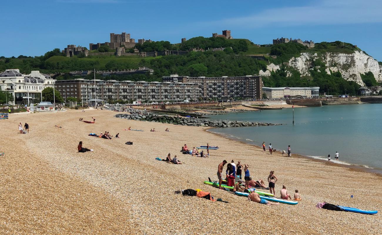 Foto af Dover beach med let fin sten overflade