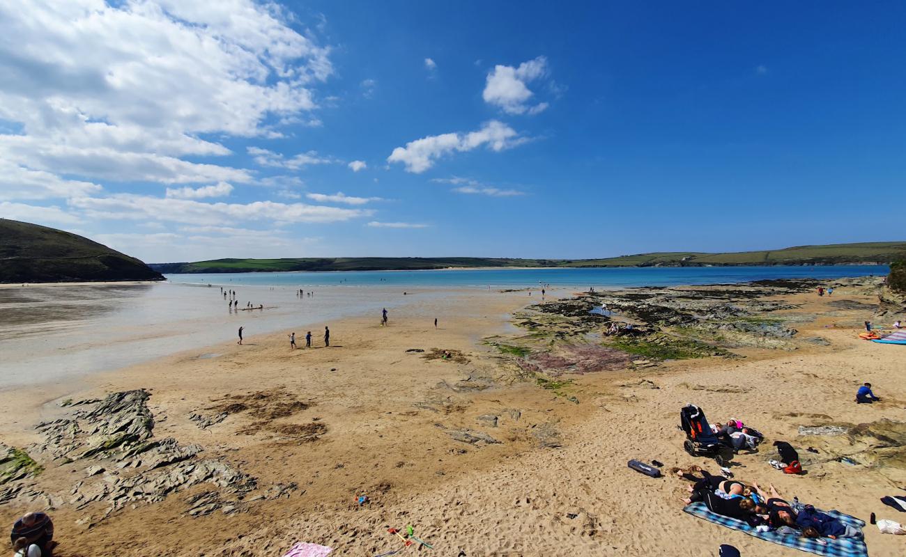 Foto af Daymer Bay med lys sand overflade