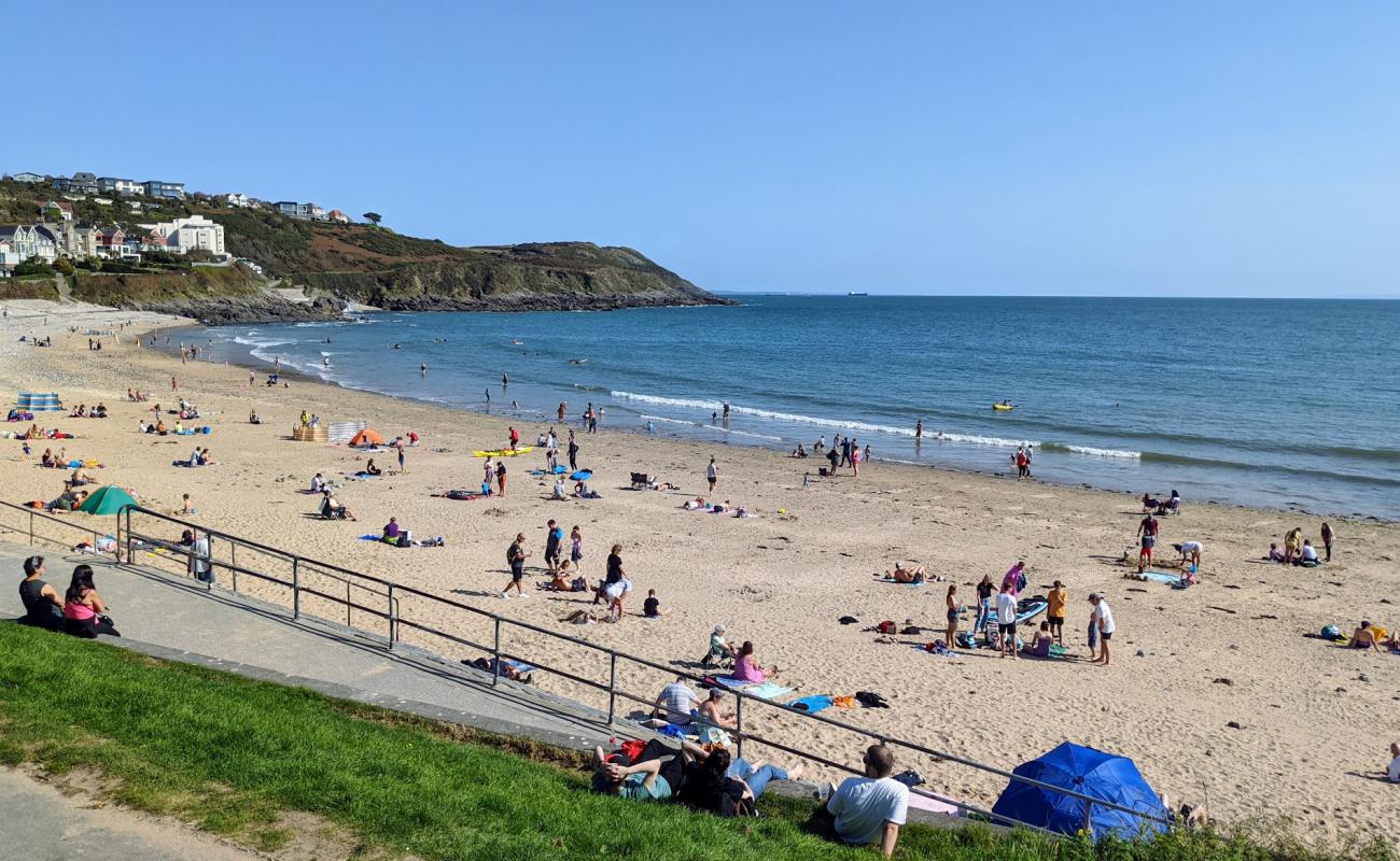 Foto af Langland Bay med let sand og småsten overflade