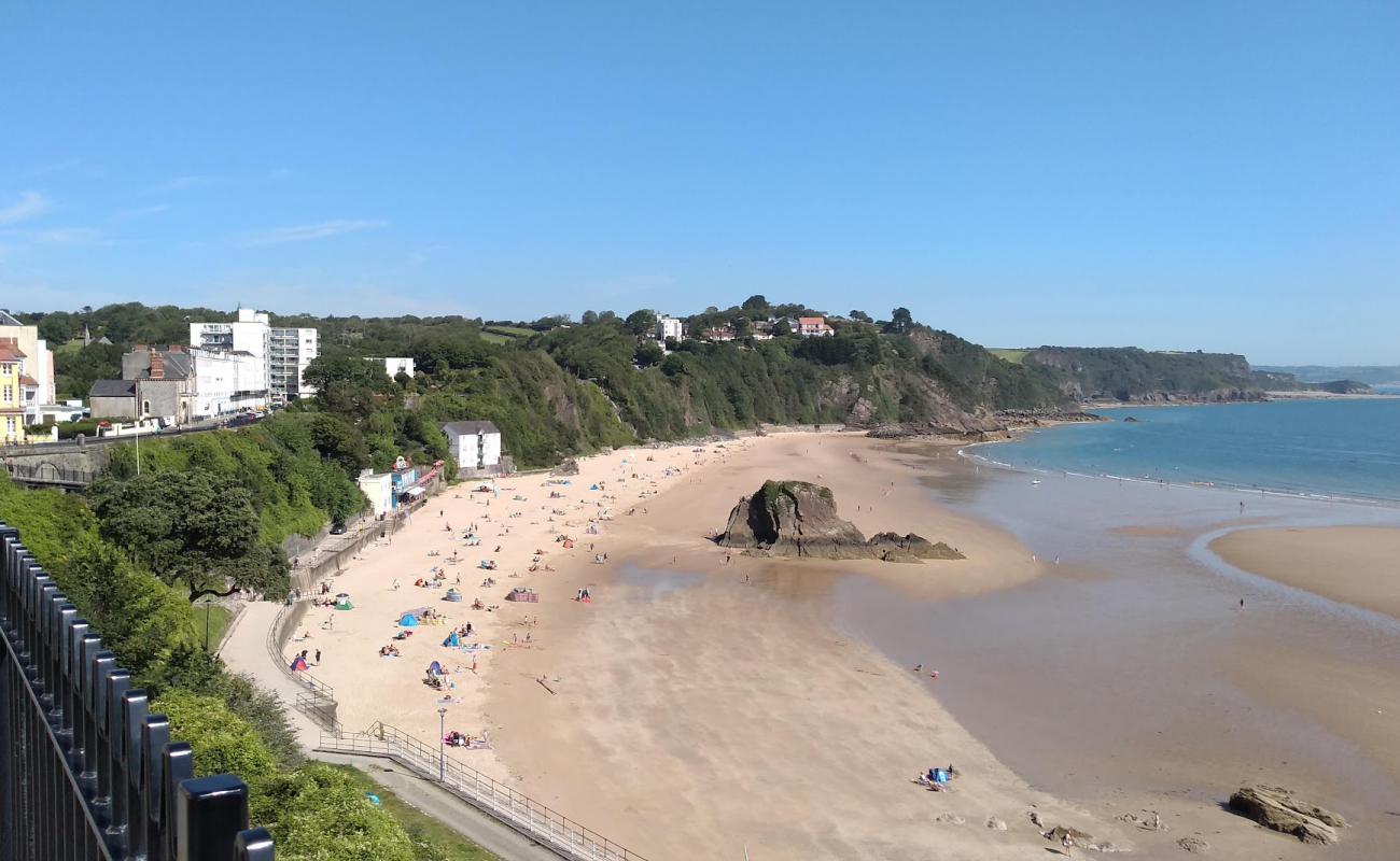 Foto af Tenby North beach med lys sand overflade