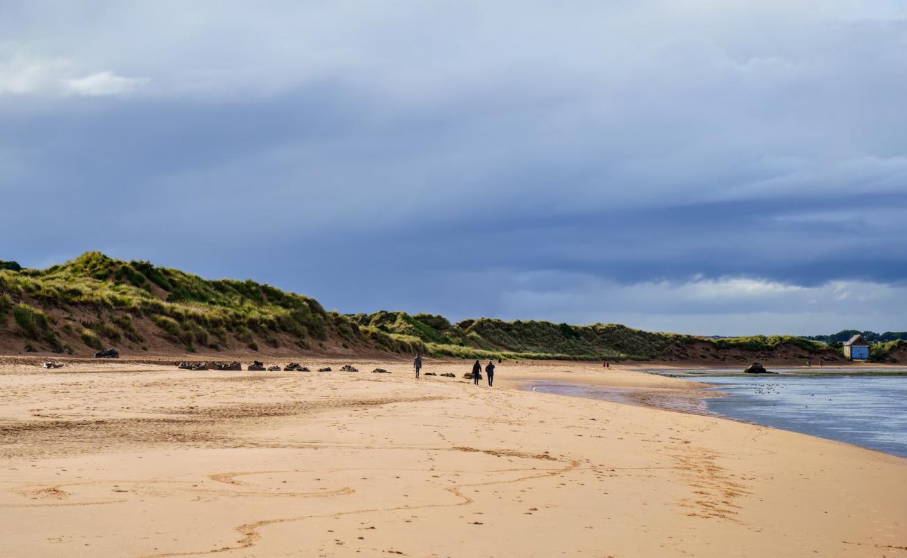 Foto af Newburgh Seal Beach med lys sand overflade