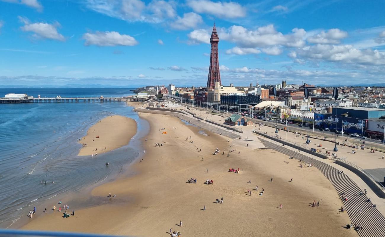 Foto af Blackpool Strand med grå sand overflade