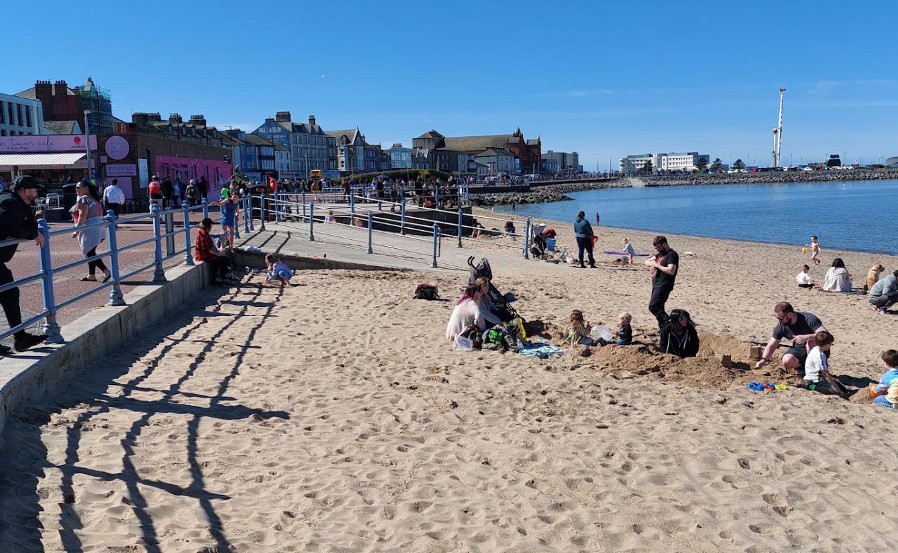 Foto af Morecambe Strand med lys sand overflade