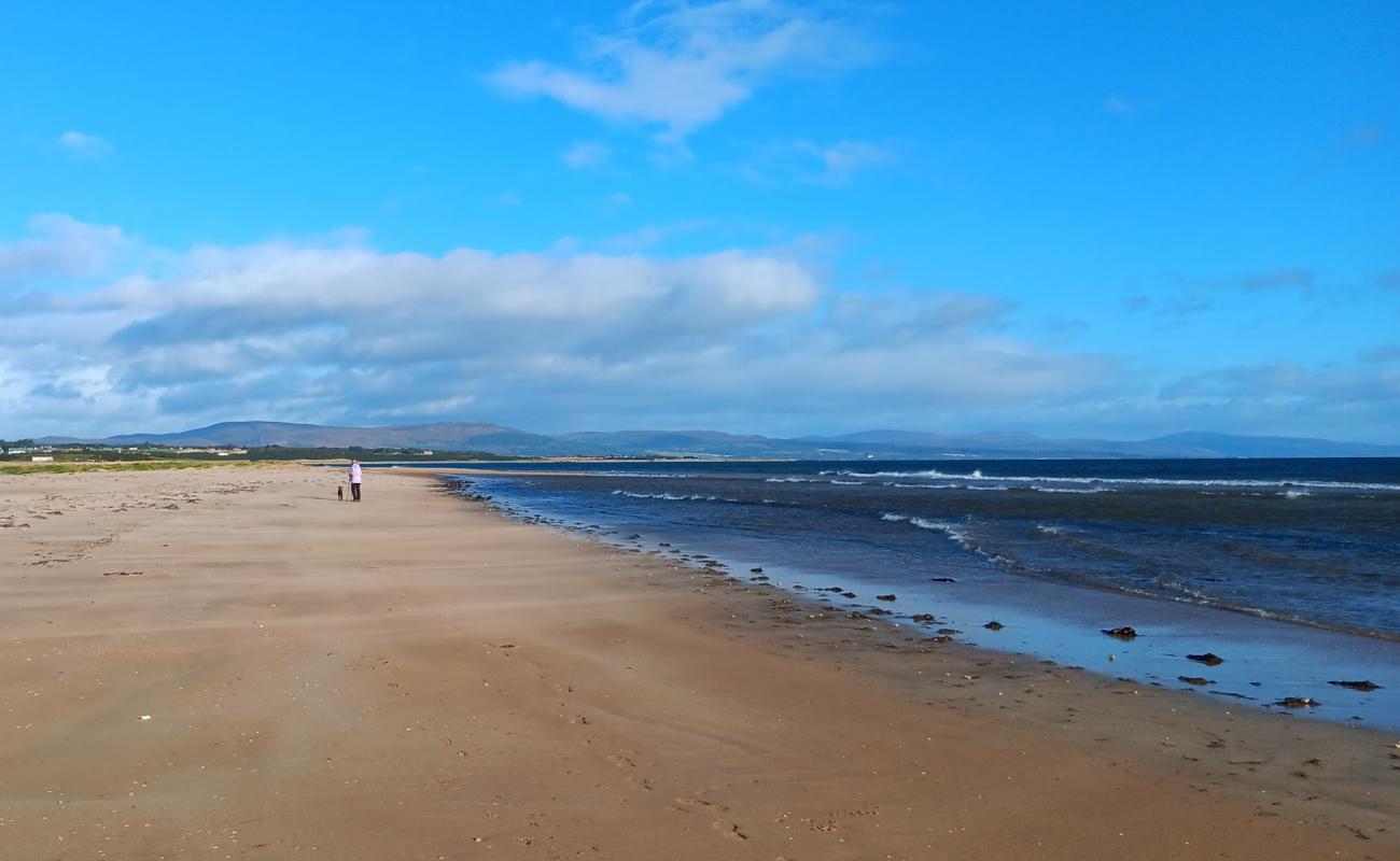 Foto af Dornoch Strand med lys sand overflade