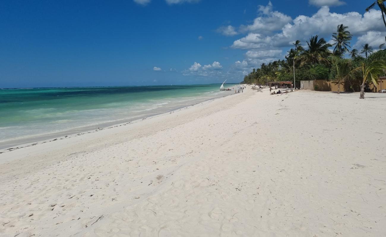 Foto af Pwani Mchangani Beach med hvidt fint sand overflade