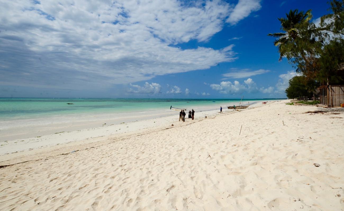 Foto af Kairo Beach med hvidt fint sand overflade