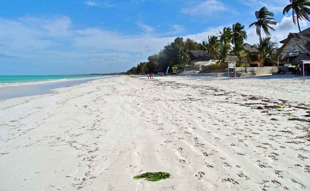 Foto af Paje Beach med hvidt fint sand overflade