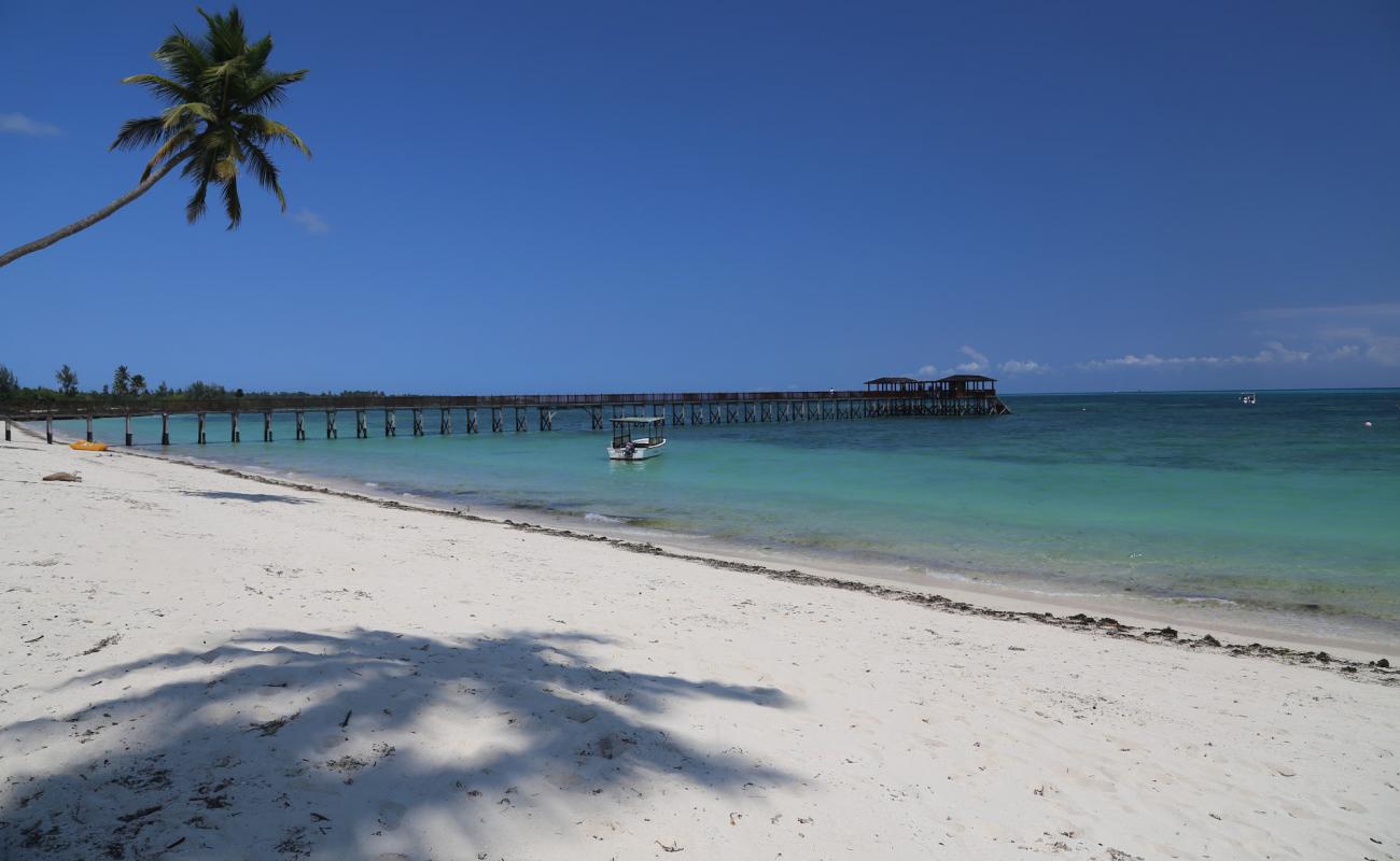 Foto af Mchangamle Beach med lys sand overflade