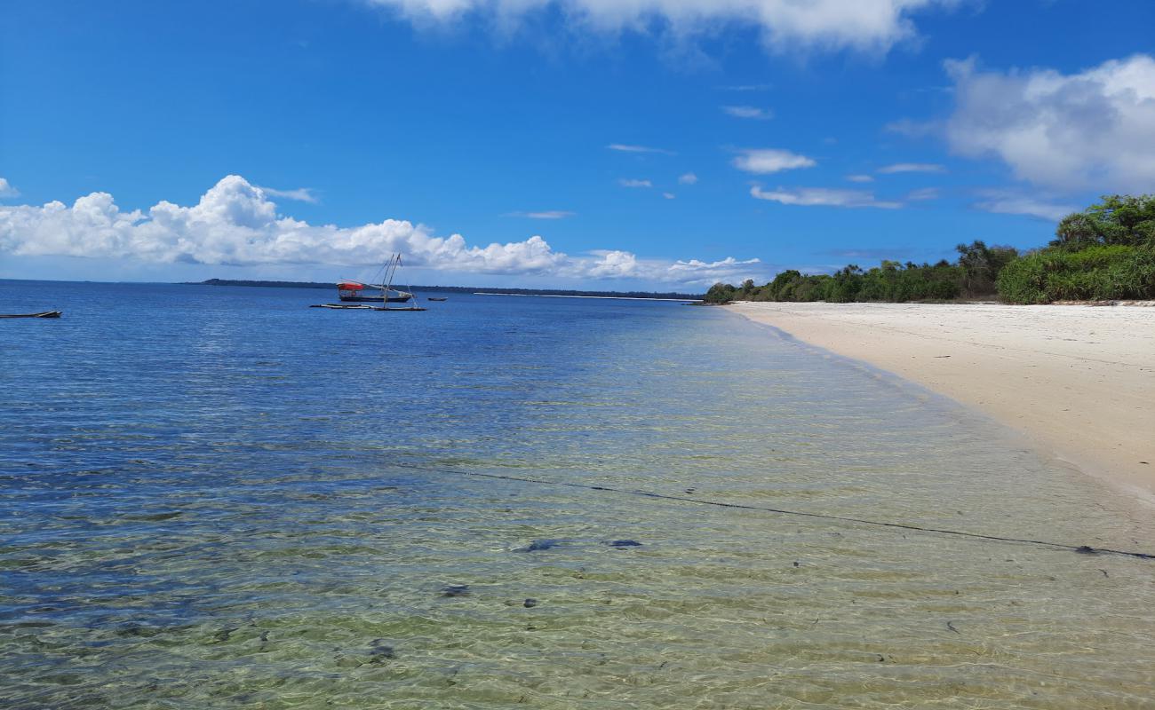 Foto af Vumawimbi Beach med lys sand overflade