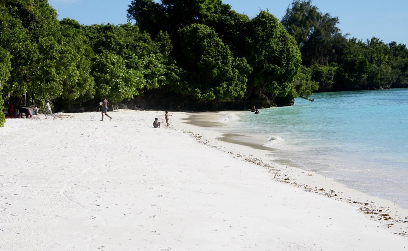 Foto af Pemba Island Beach med hvidt fint sand overflade