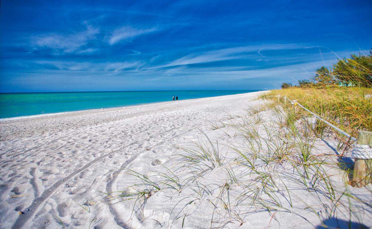 Foto af Turner beach med lys sand overflade