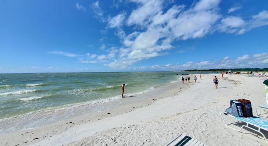 Big Hickory beach