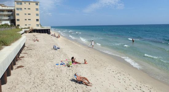 Lantana Municipal beach