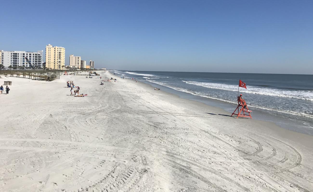 Foto af Jacksonville beach med lys sand overflade