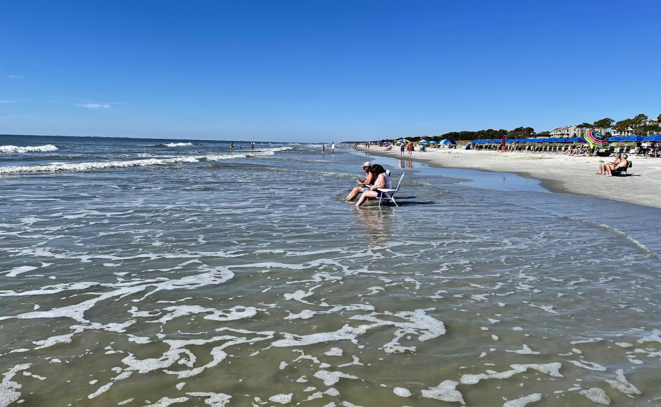 Foto af Coligny beach Park med lys sand overflade