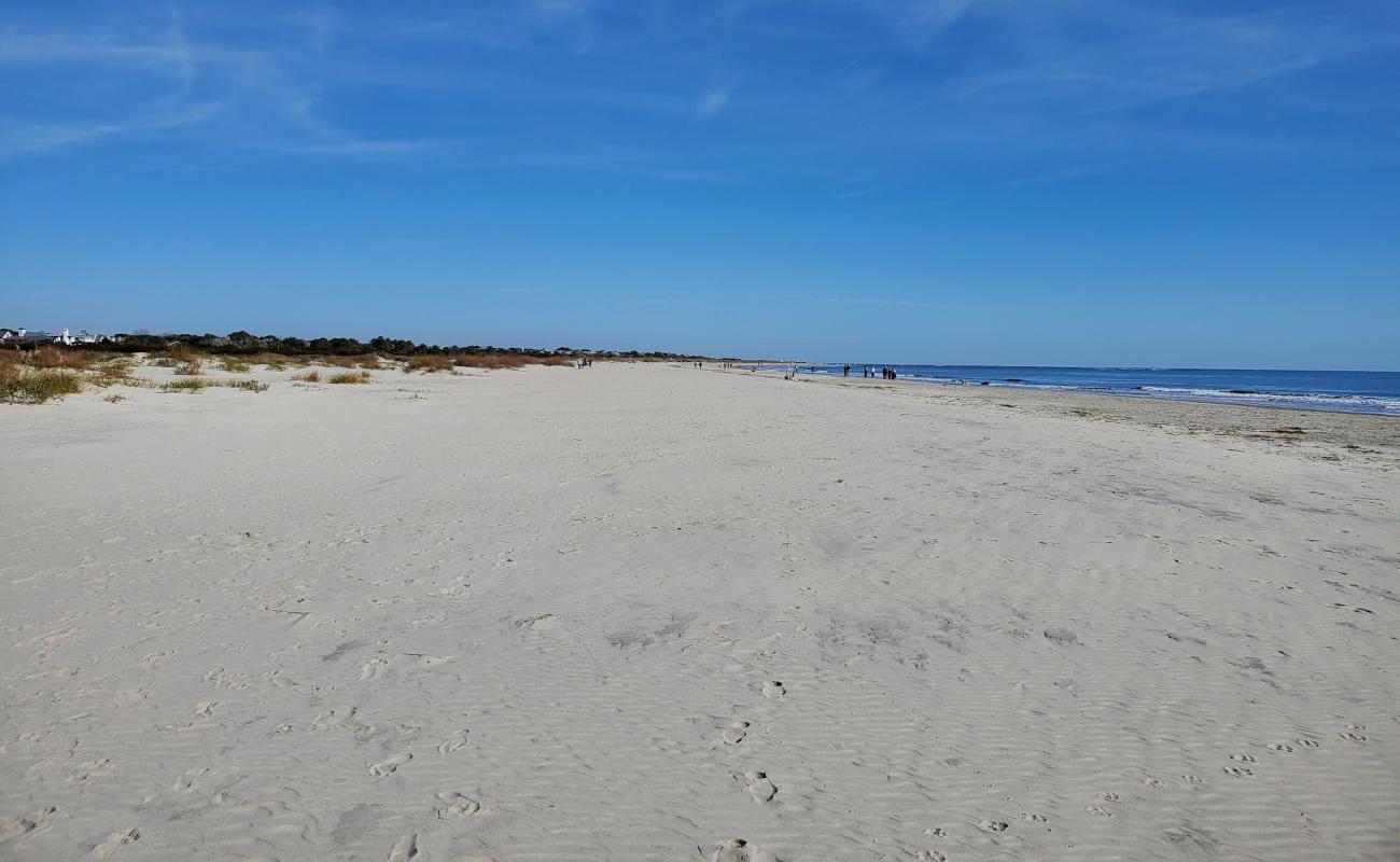 Foto af Sullivan's Island beach med lys sand overflade