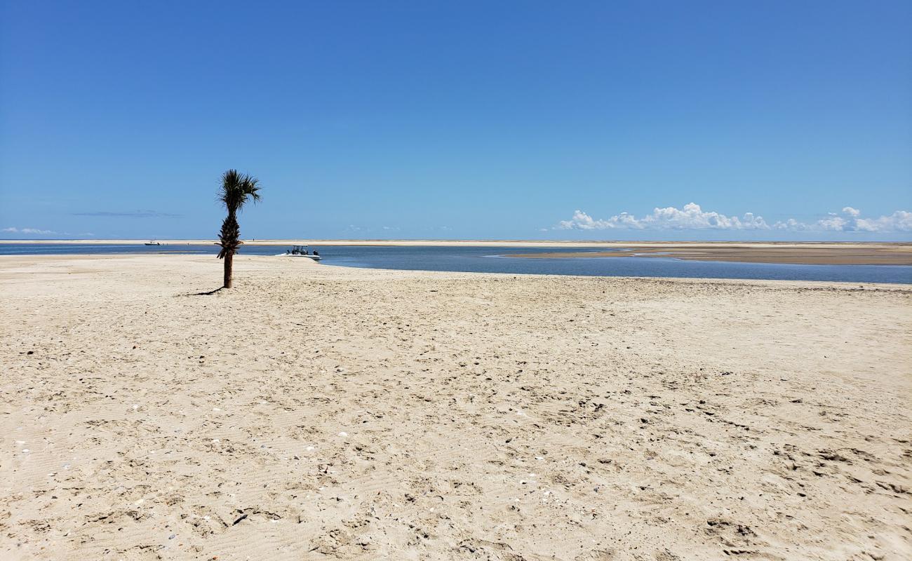 Foto af Cape Lookout beach med lys sand overflade