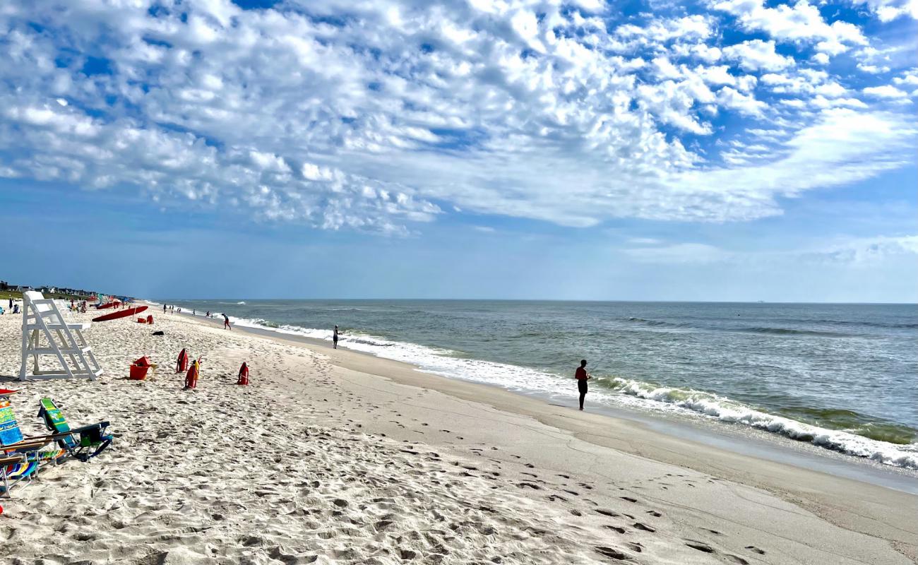 Foto af Chadwick Beach med lys sand overflade