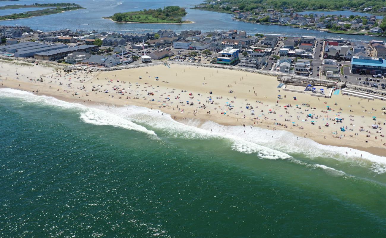 Foto af Sea Bright Beach med lys sand overflade