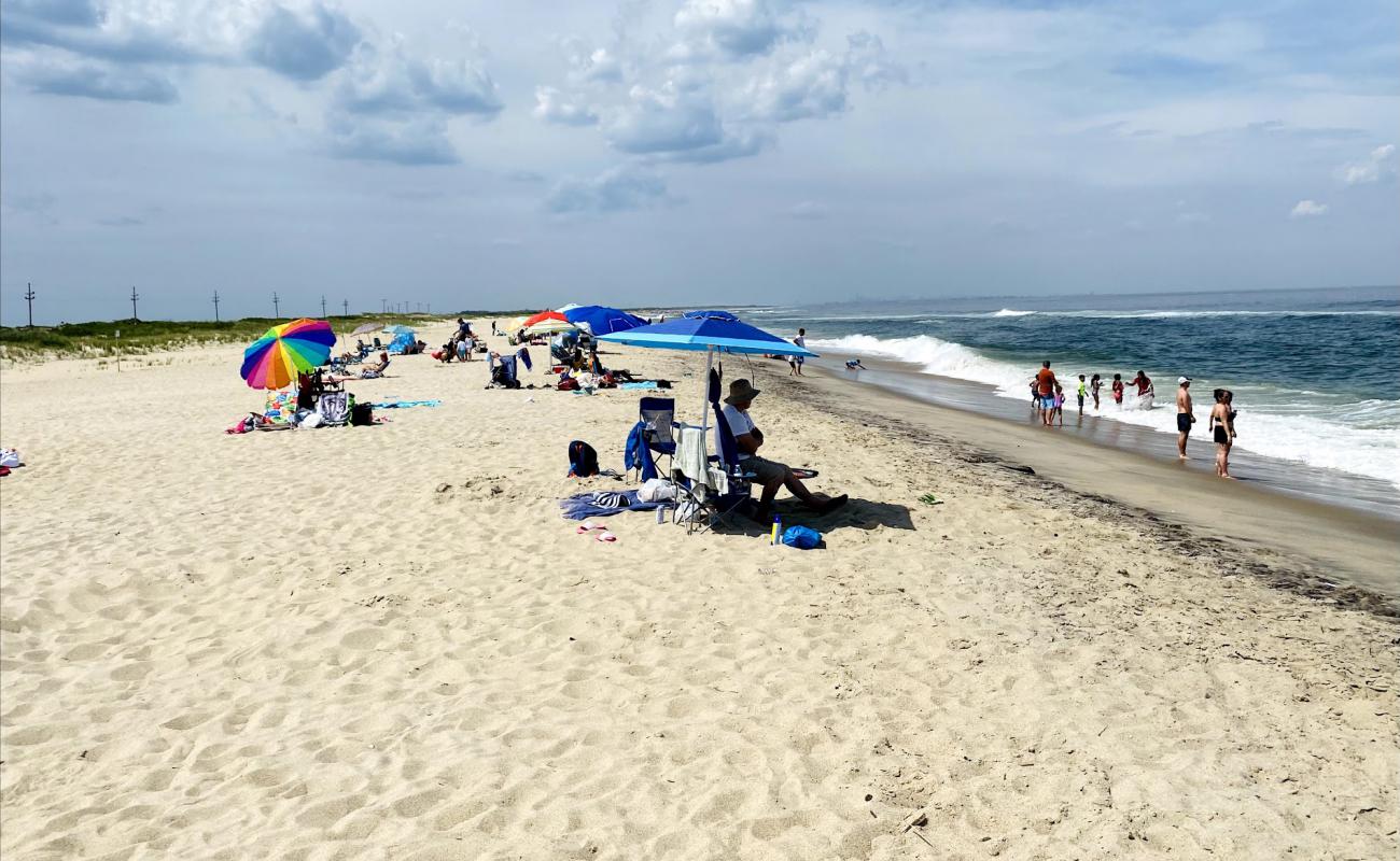 Foto af Sandy Hook Beach med lys sand overflade