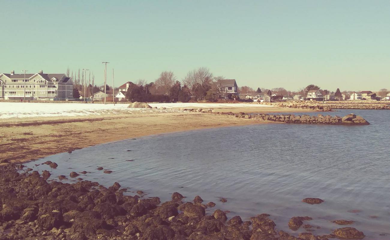 Foto af Jones Park & Beach med grå sand overflade