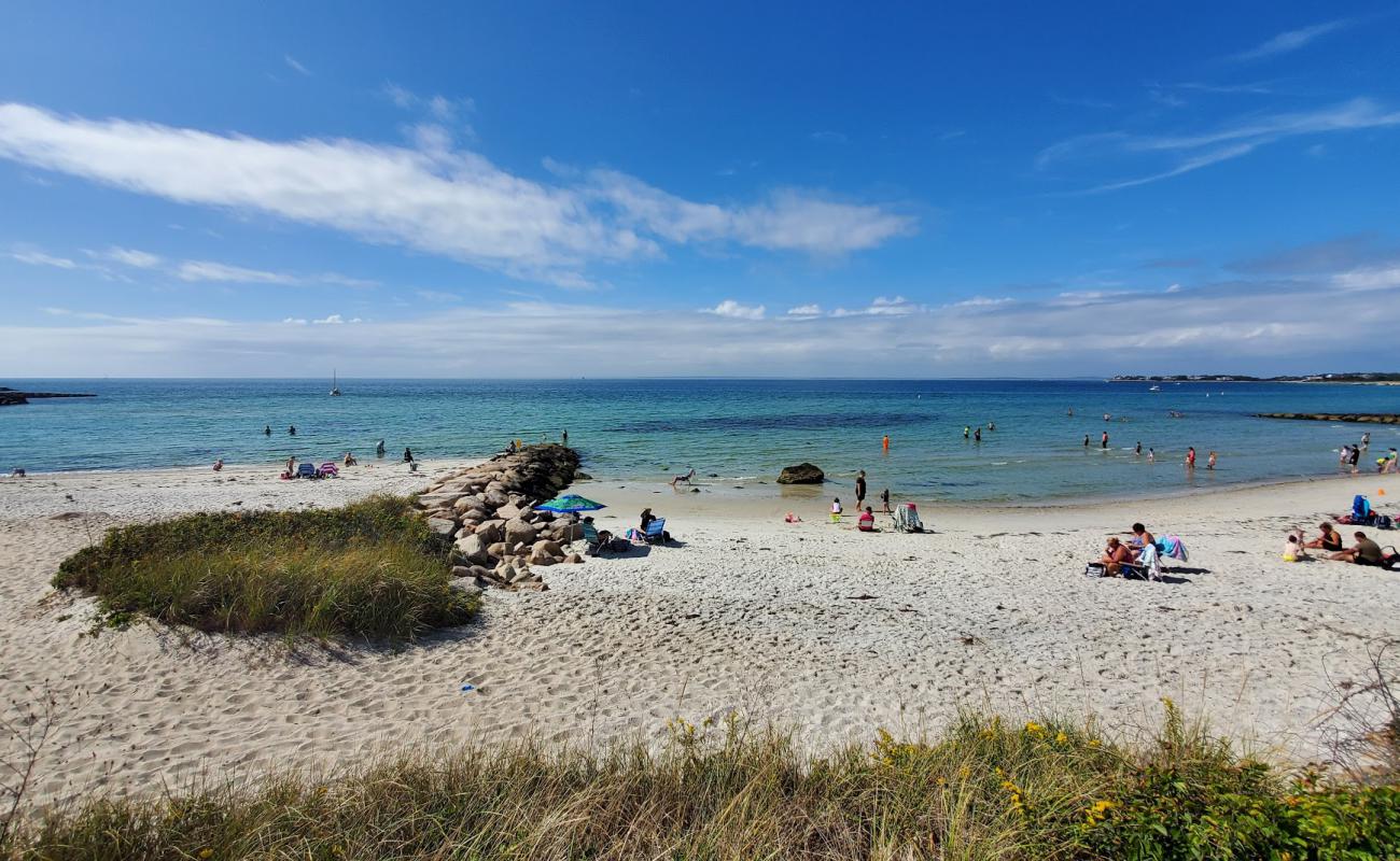 Foto af Old Silver Beach med lys fint sand overflade