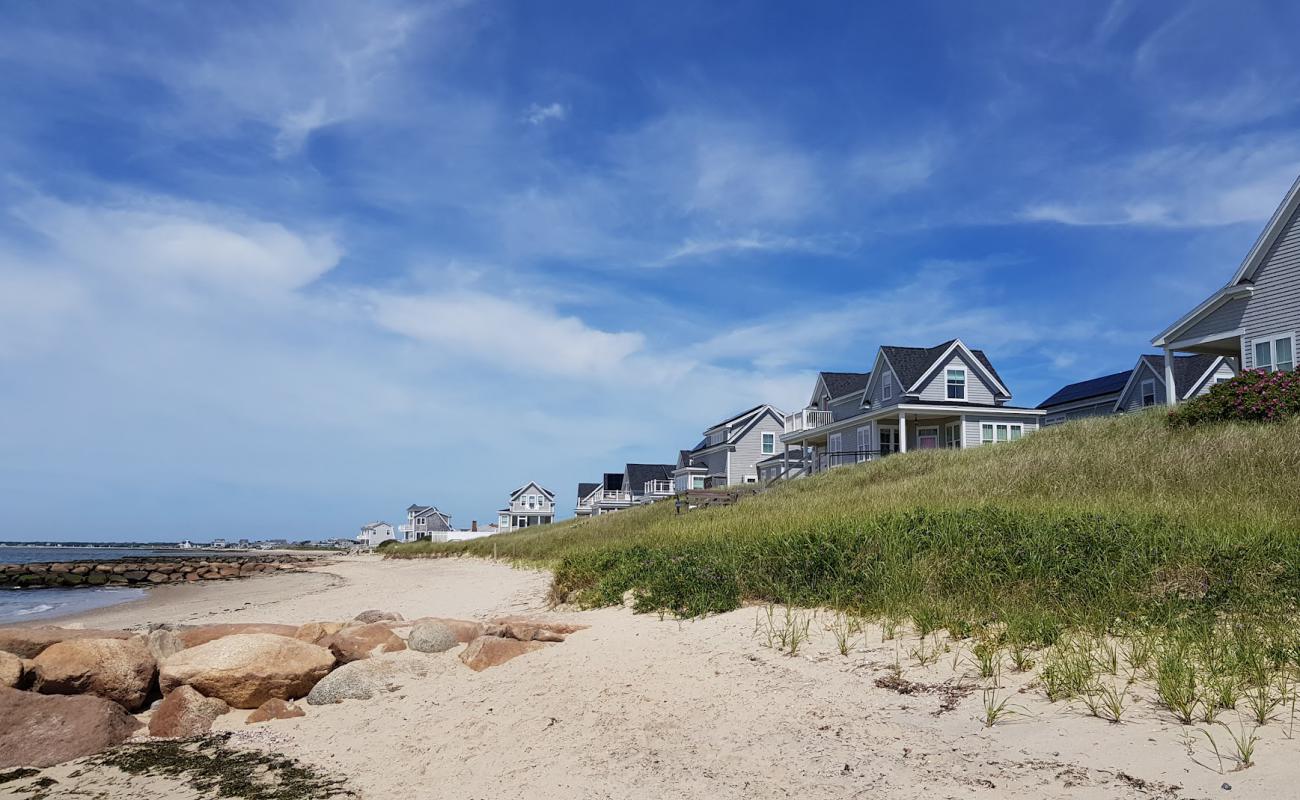 Foto af Haigis Beach med lys sand overflade