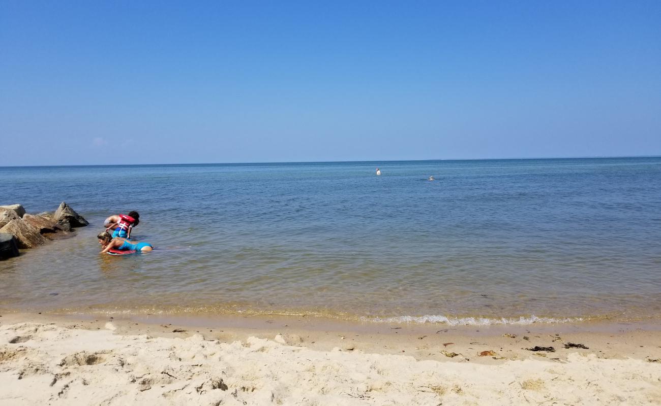 Foto af Crosby Landing beach med lys sand overflade