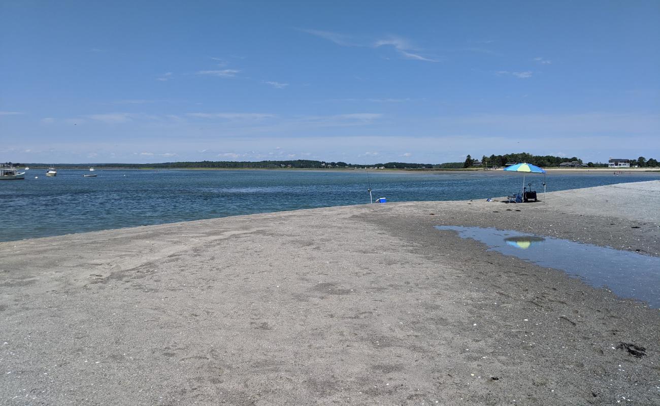 Foto af Scarborough beach med lyst sand & sten overflade