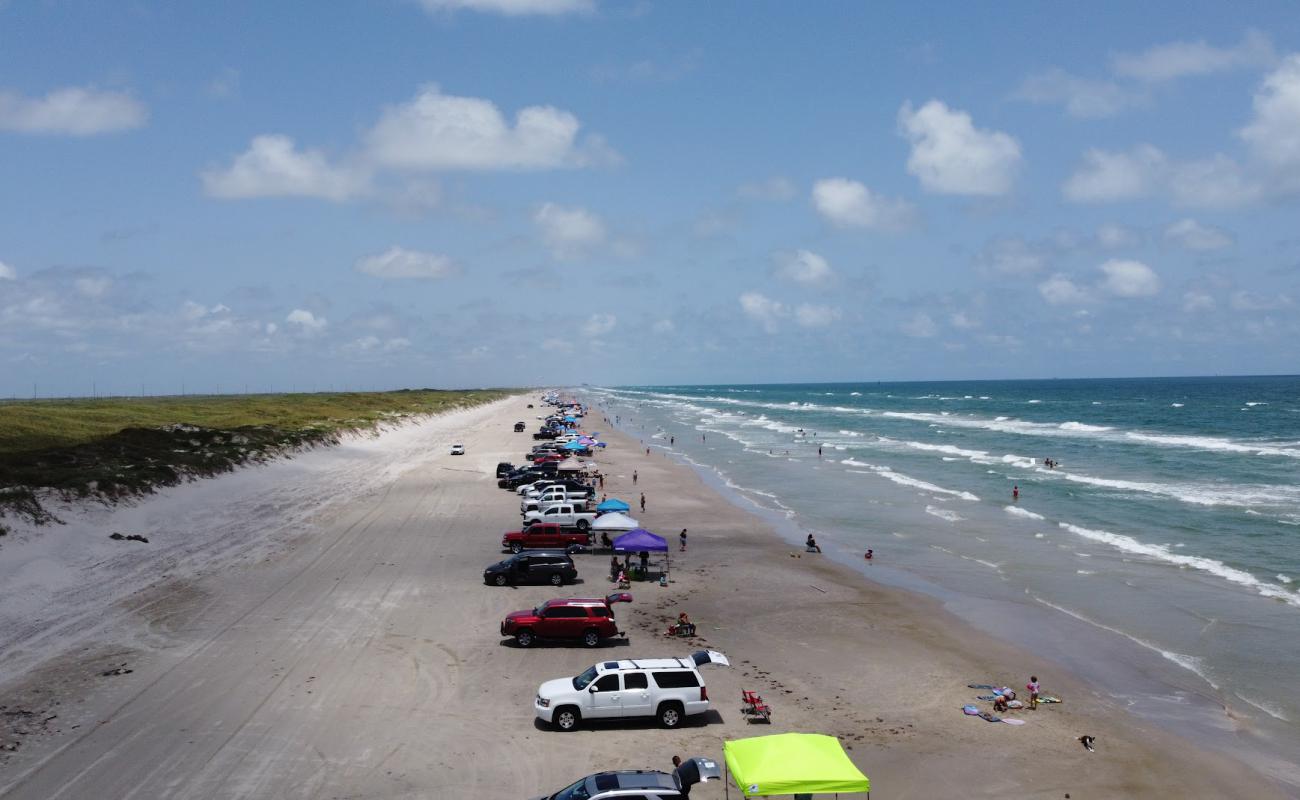 Foto af Mustang Park beach med lys sand overflade