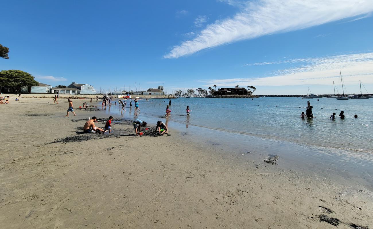 Foto af Baby beach med lys sand overflade