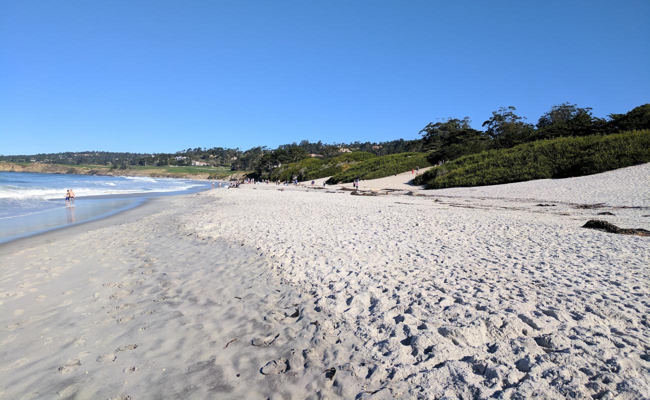 Foto af Carmel Beach med hvidt fint sand overflade