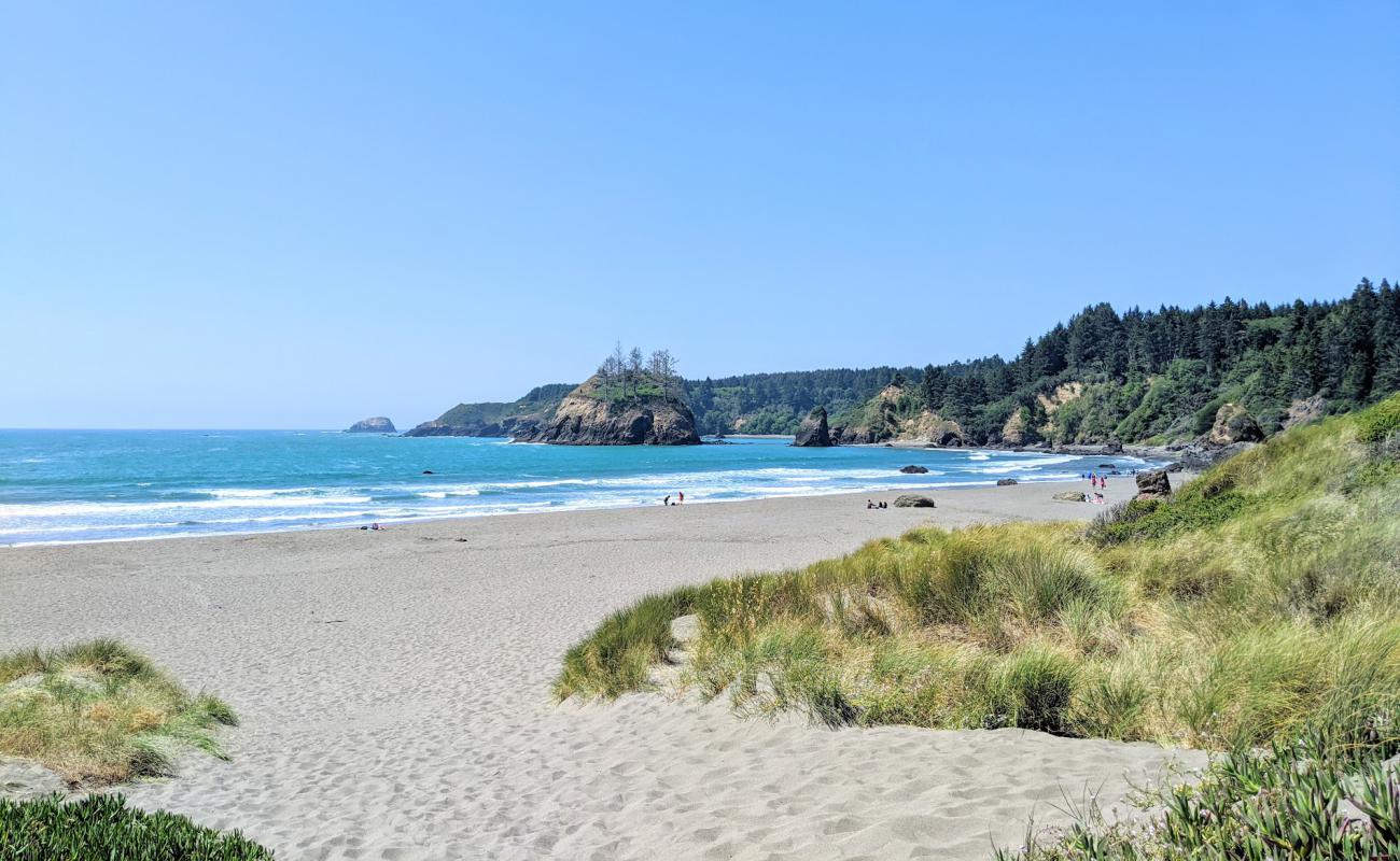 Foto af Trinidad Beach med lys sand overflade