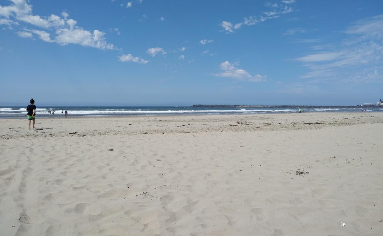 Foto af Bastendorff Beach med lys sand overflade