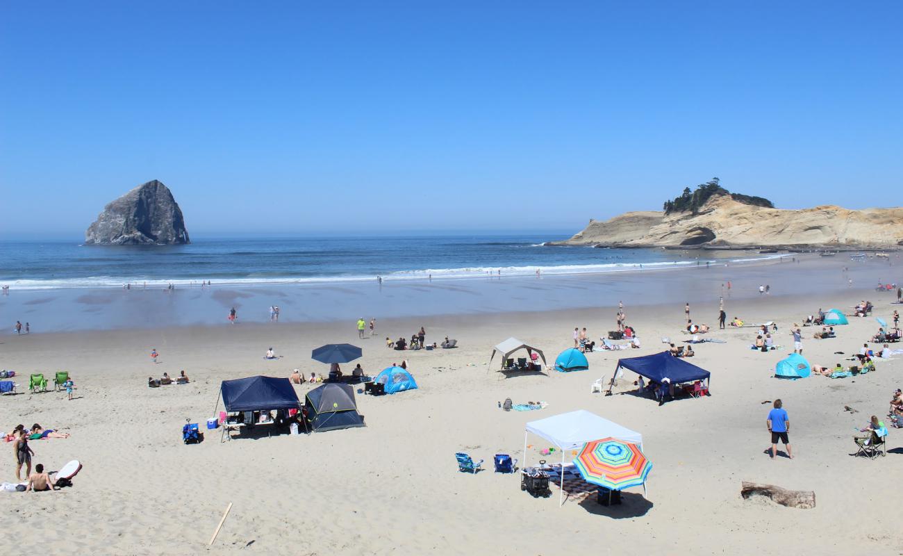 Foto af Pacific City Beach II med lys sand overflade